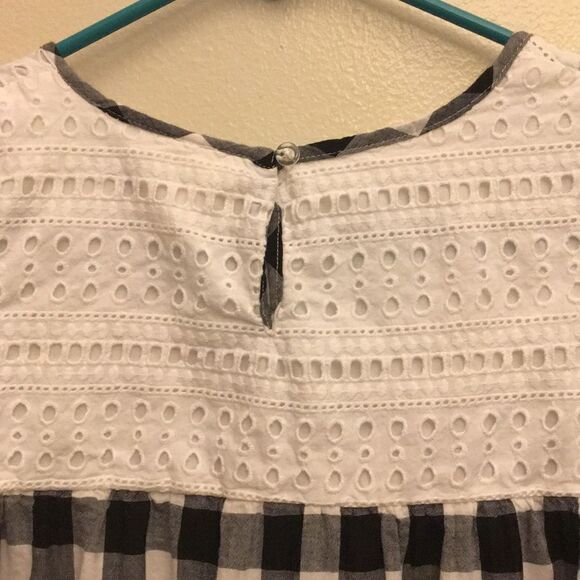 3/$20 Cat & Jack Cut Out shoulder Dress Size L (10-12) - Picture 7 of 8